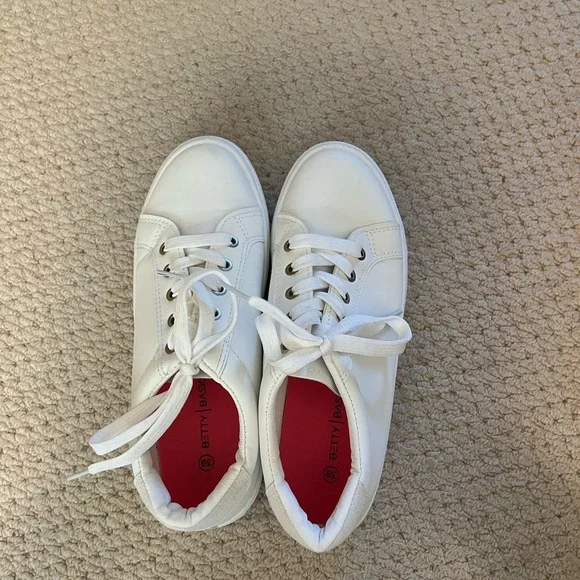 Betty Basics Sneakers. Size 39. - Picture 3 of 4